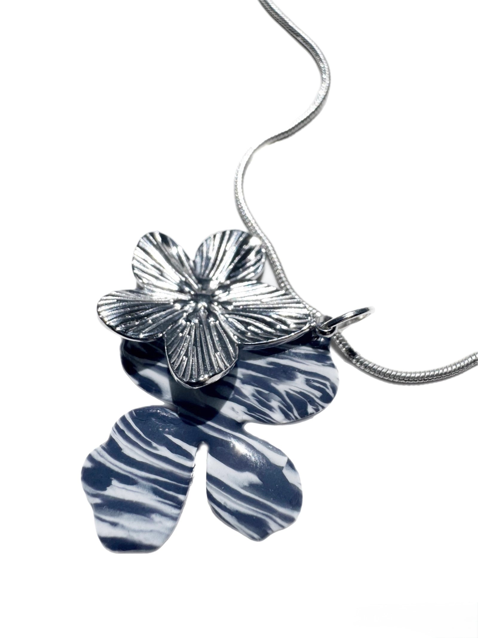Floraison Féminine